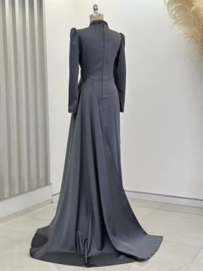 Regina Abiye Antrasit 