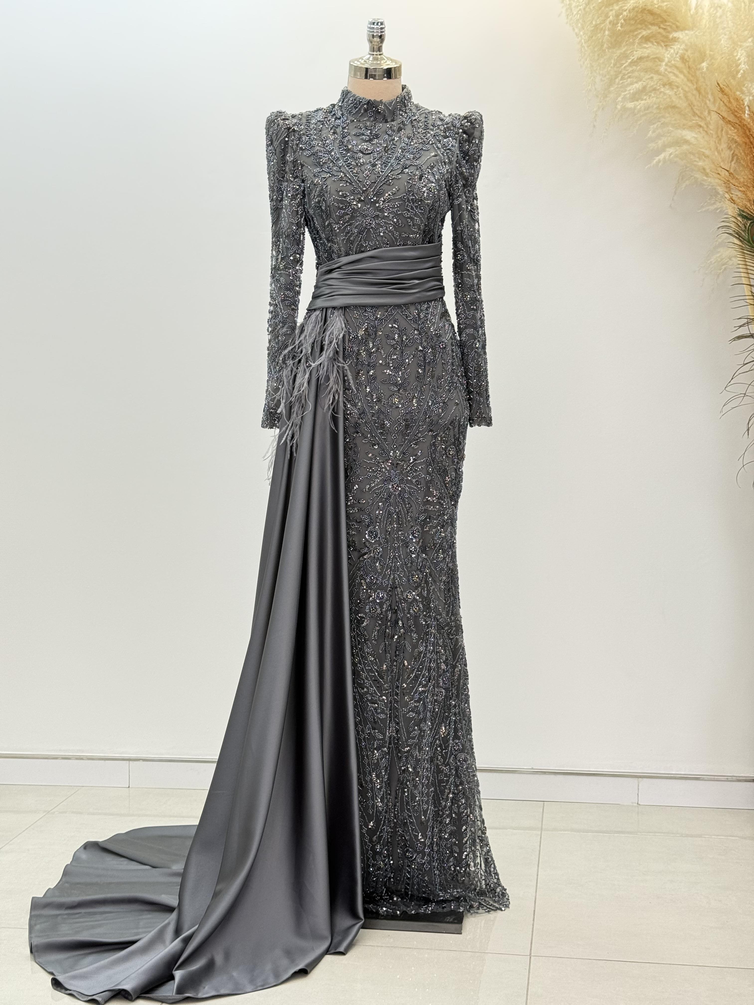 Alessa Abiye Antrasit