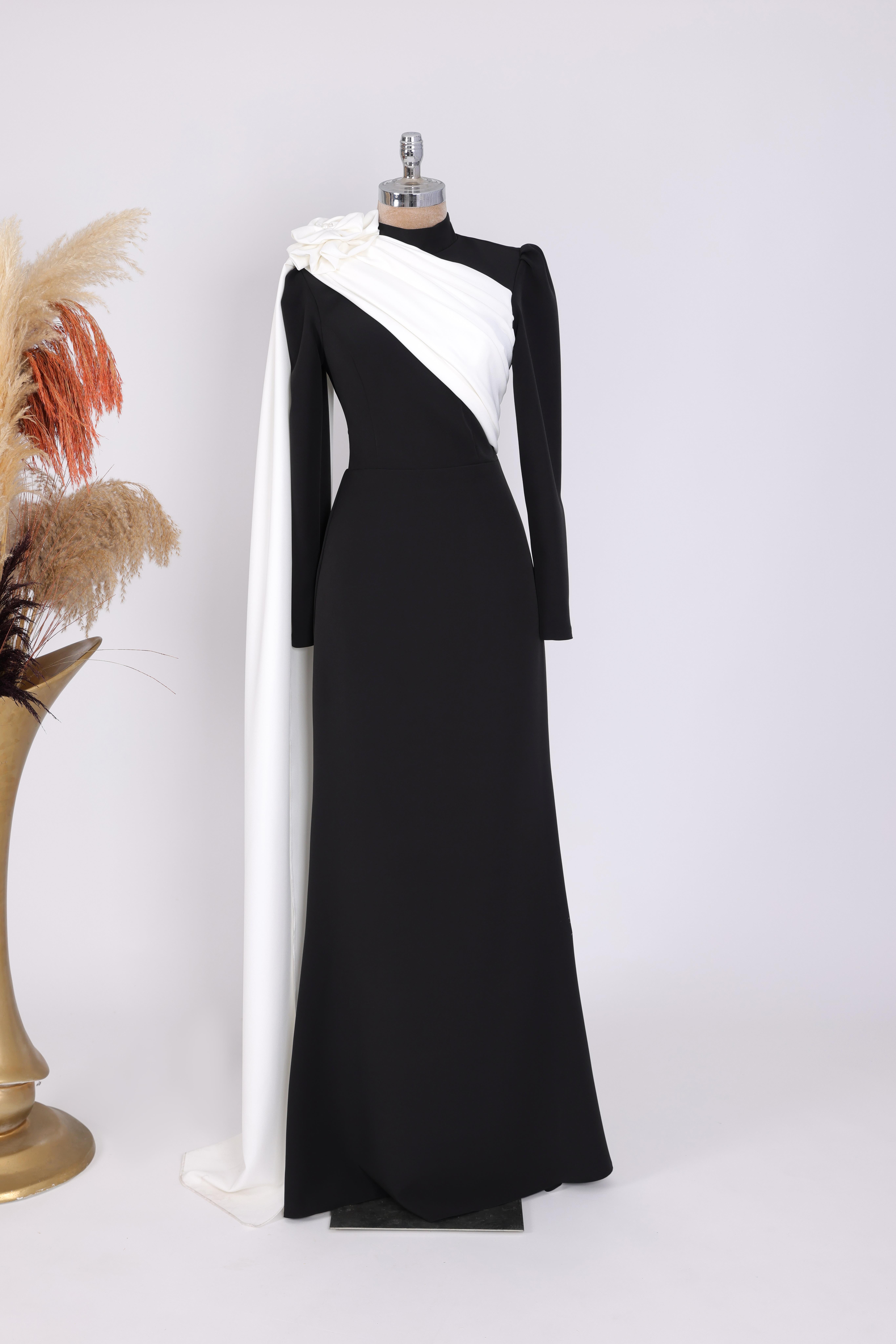 Yonca Abiye Siyah Beyaz