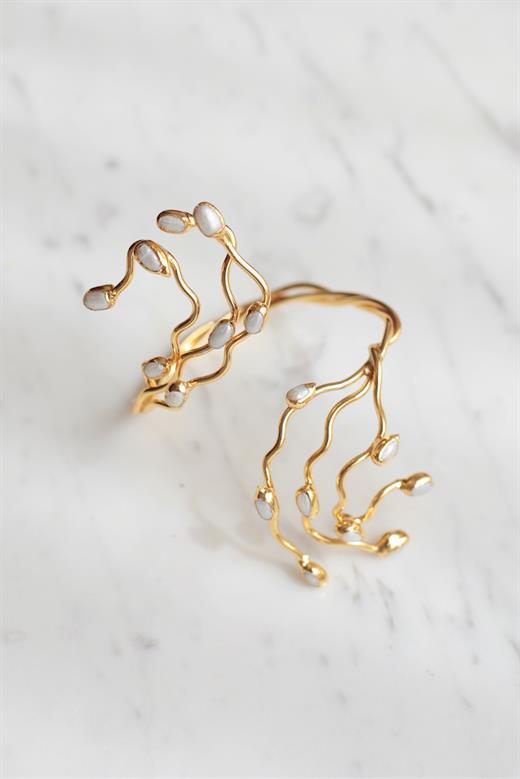 Pearl Bloom Cuff