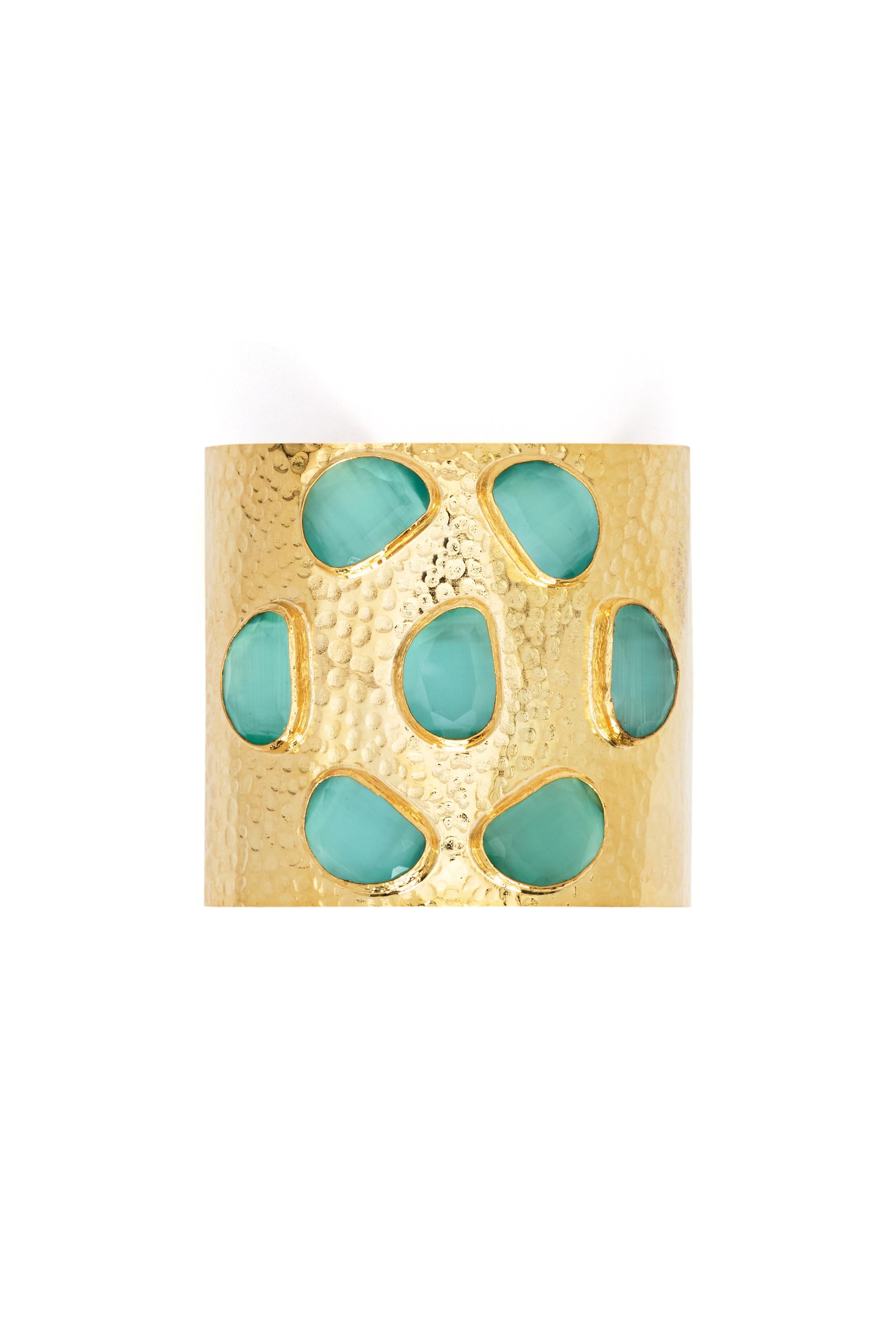 Gaia Cuﬀ Aqua