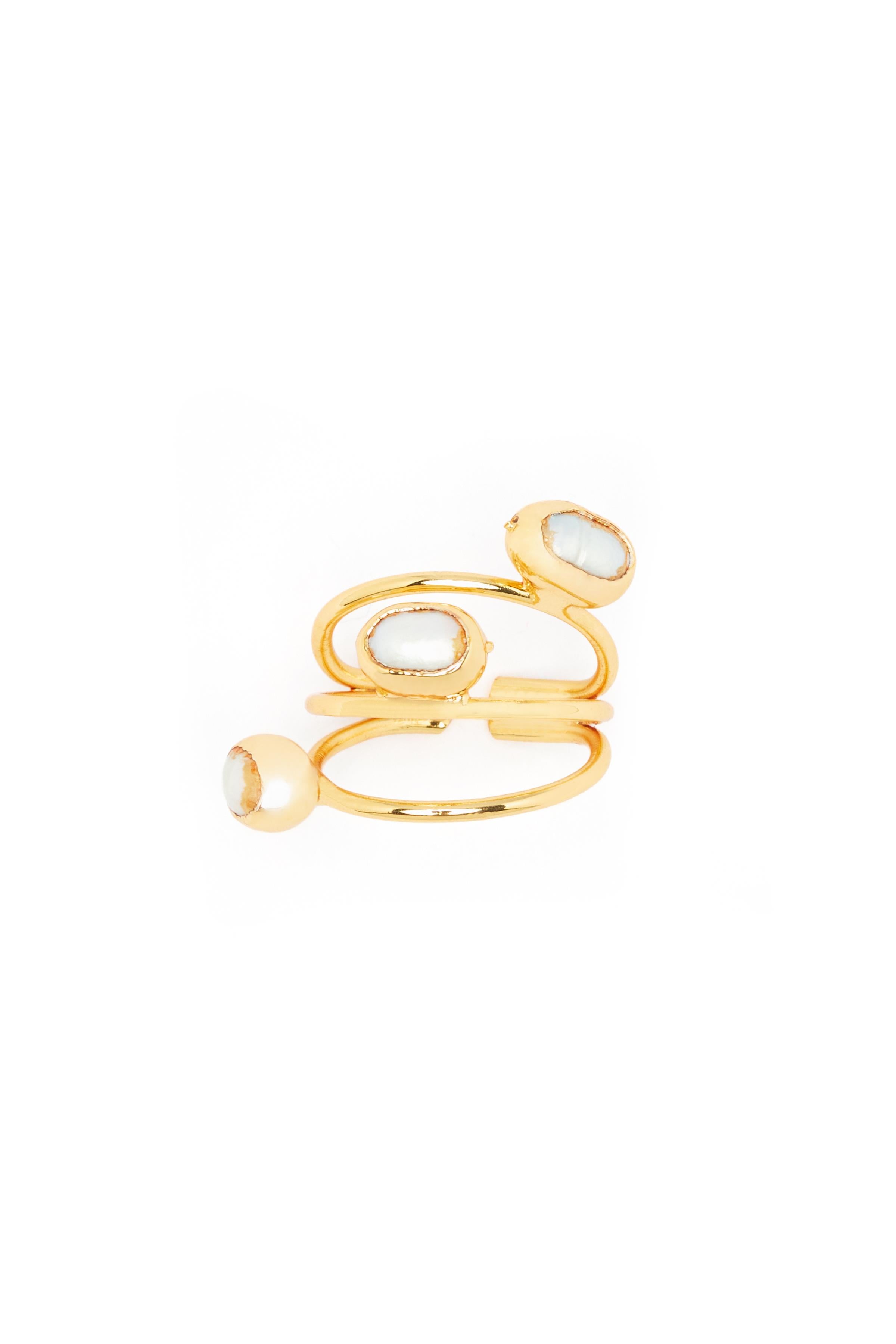 Vespara Ring