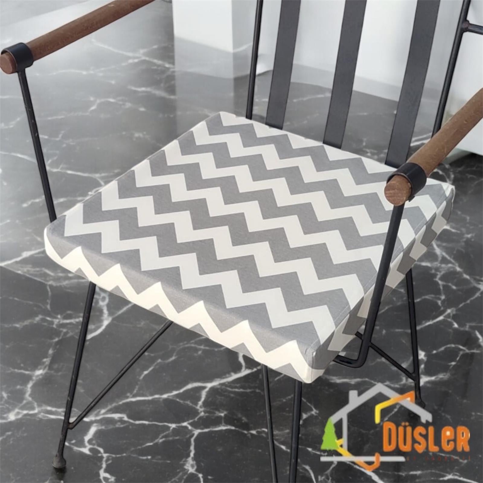 40x40 Krem Gri Zikzak Desenli Su ve Leke İtici Fermuarlı Bağcıklı Sandalye Minderi 5 cm