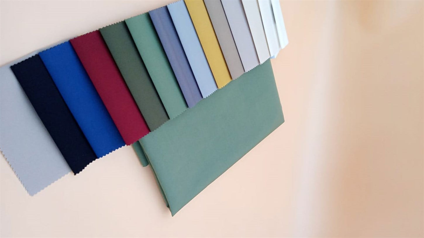 Düşler Su Geçirmez Kumaş Çimen Yeşili 100x144