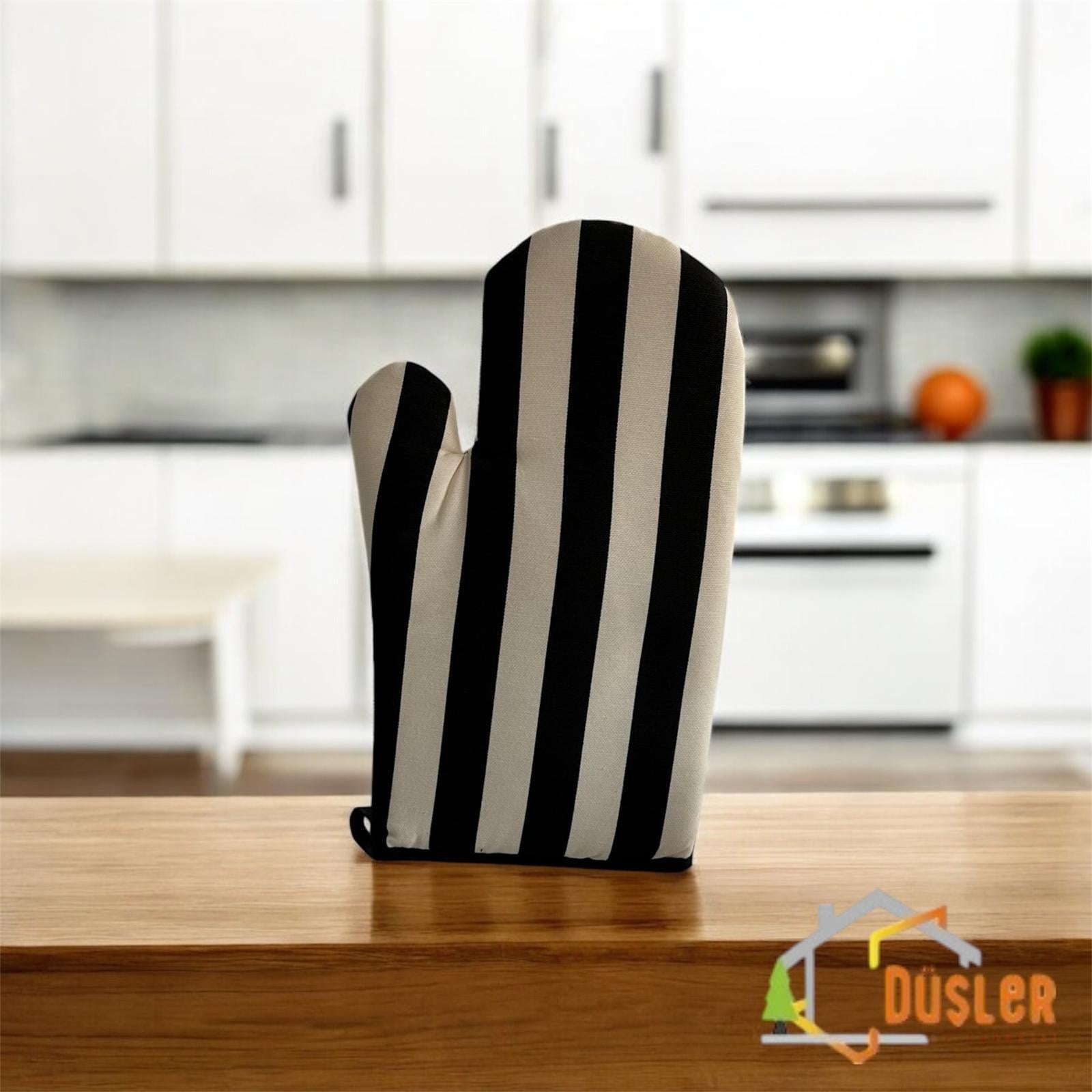 Siyah Beyaz Çizgili Isıya Dayanıklı Su ve Leke İtici Özellikli Fırın Eldiveni