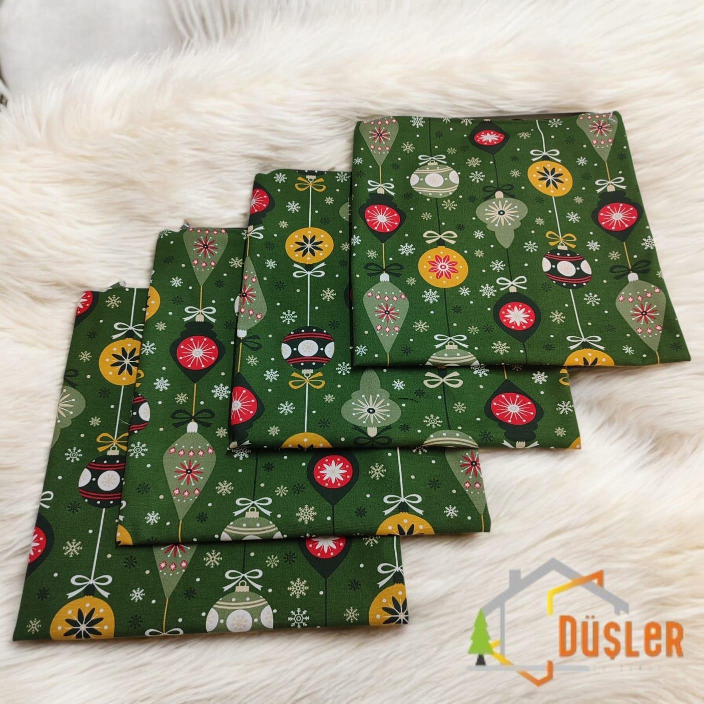 4 Adet Yeşil Hediye Fiyonk Yeniyıl Yılbaşı Desenli Kırlent Kılıfı,Yılbaşı Temalı Home Kırlent Kılıfı,Dekoratif Yastık Kılıfı 40x40