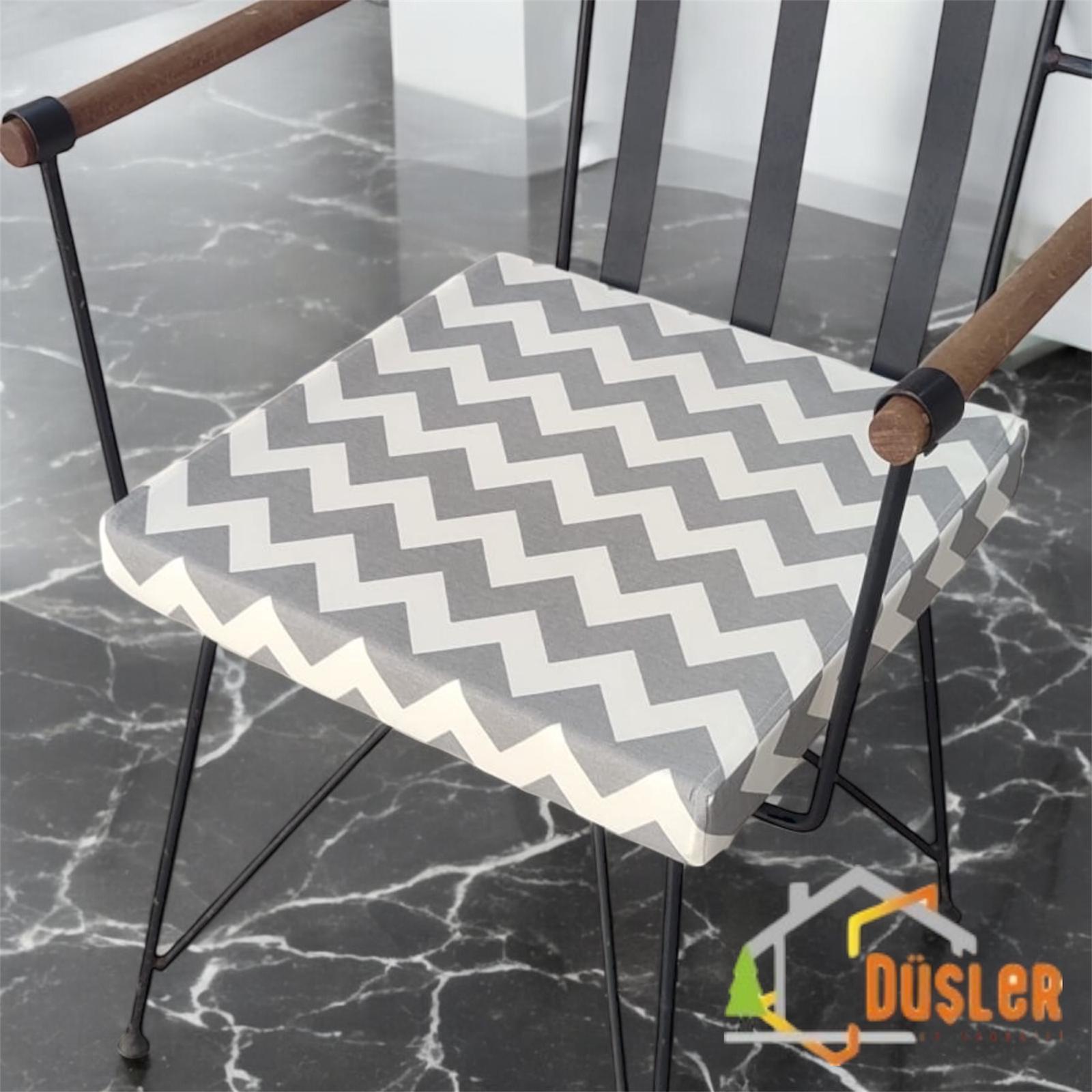 40x40 Krem Gri Zikzak Desenli Su ve Leke İtici Fermuarlı Bağcıklı Sandalye Minderi 5 cm