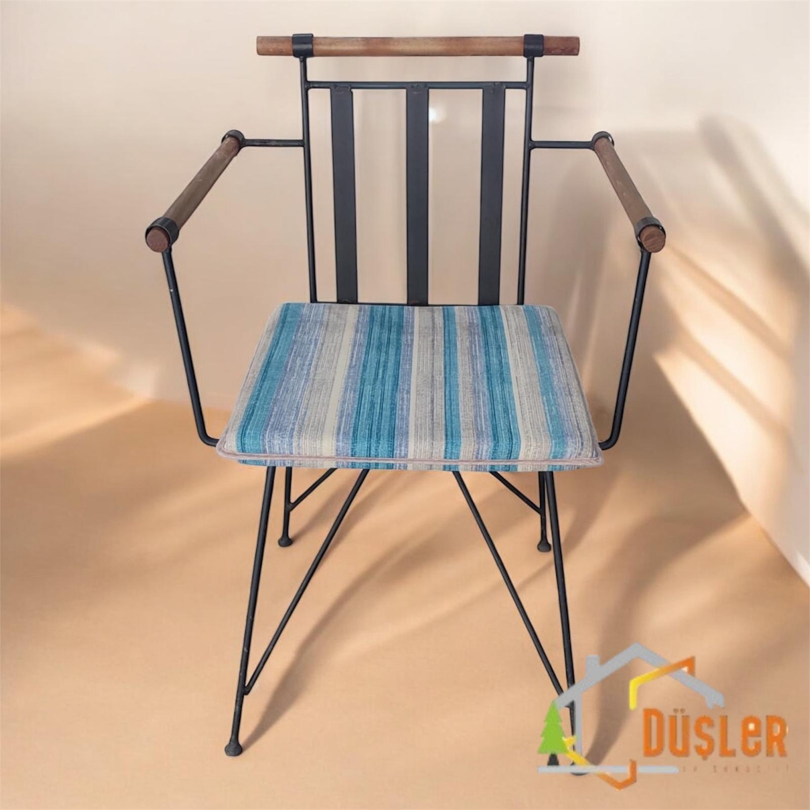 40x40 Mavi Gri Çizgili Su ve Leke İtici Fermuarlı Bağcıklı Cappucino Biyeli Sandalye Minderi 4 cm