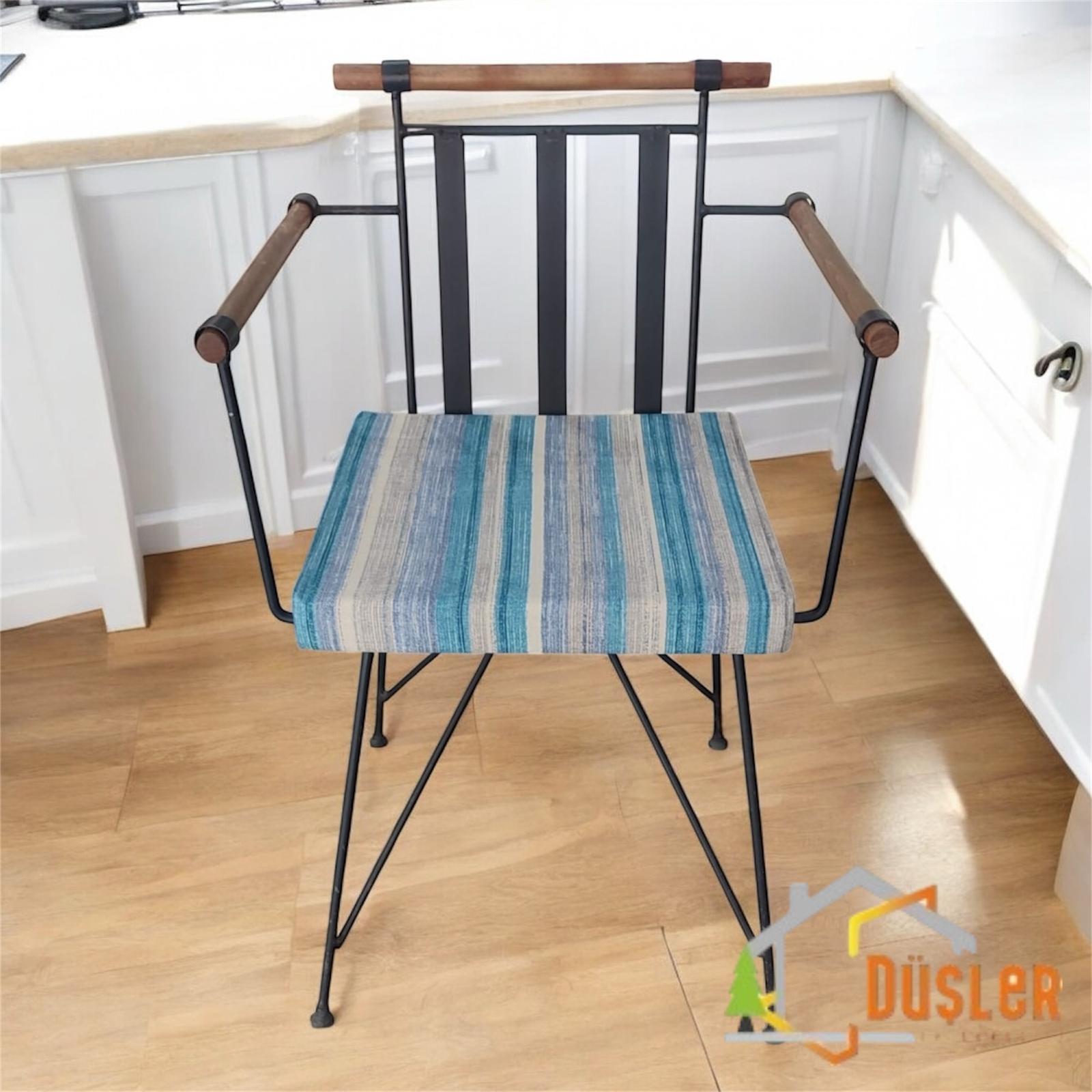 40x40 Mavi Gri Çizgili Su ve Leke İtici Fermuarlı Bağcıklı Sandalye Minderi 5 cm