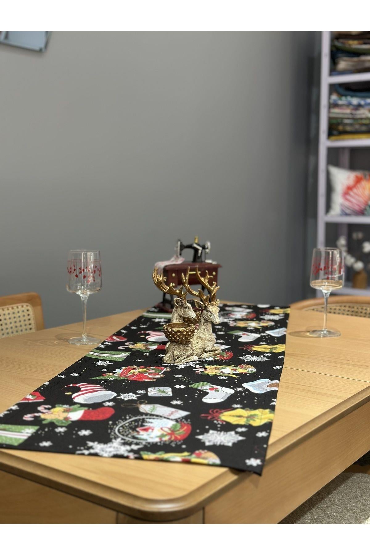 YILBAŞI DESENLİ RUNNER