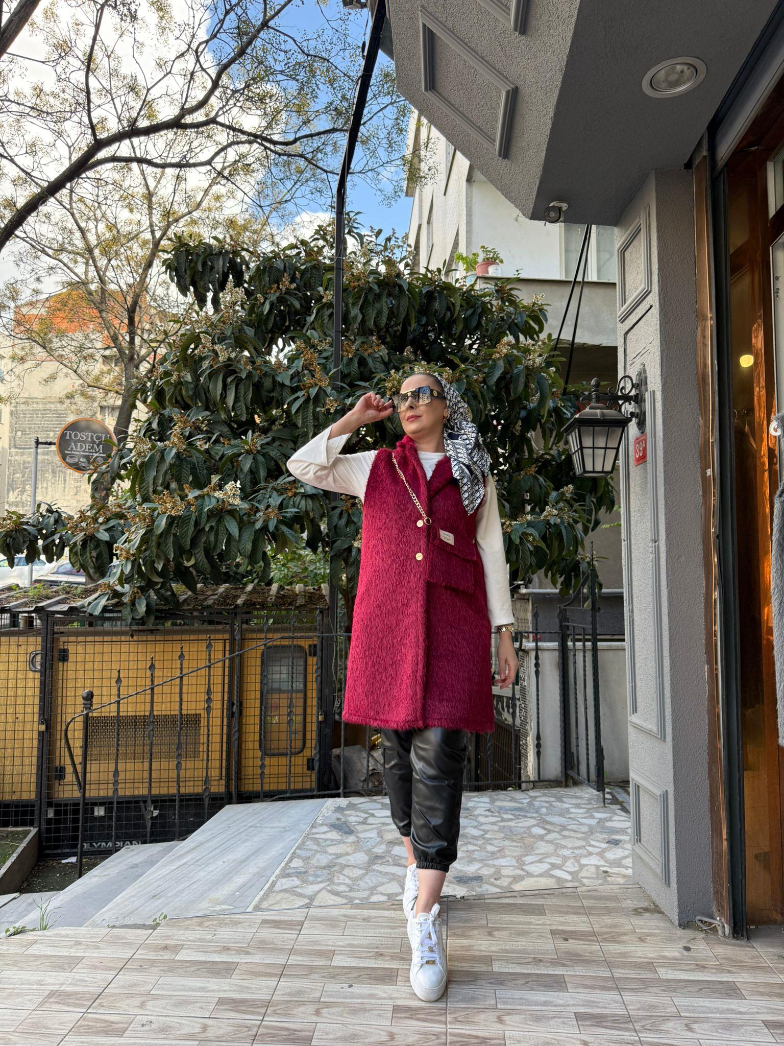 Çantalı Uzun Kürk Yelek Bordo