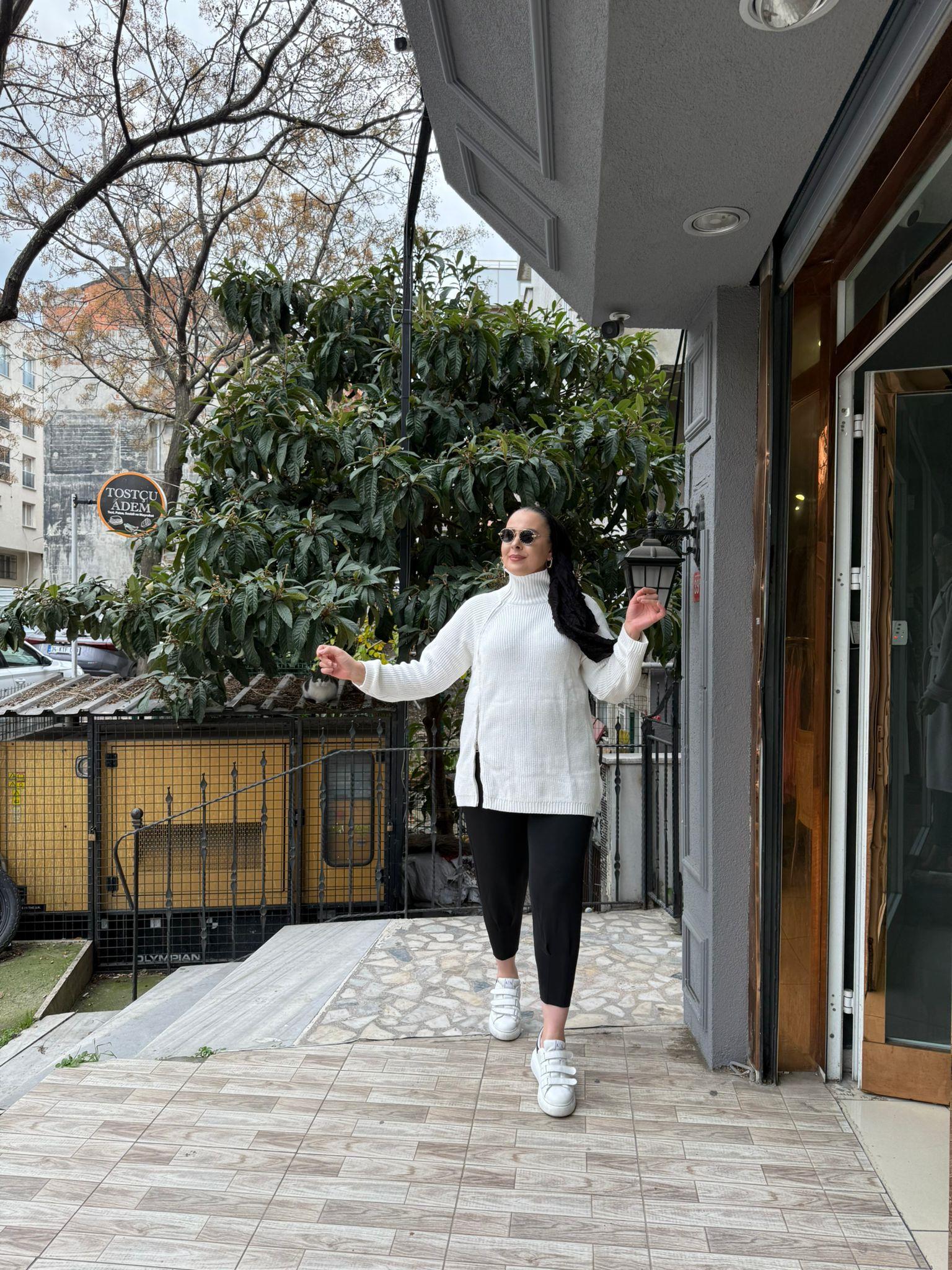 Fermuarlı Kazak Beyaz