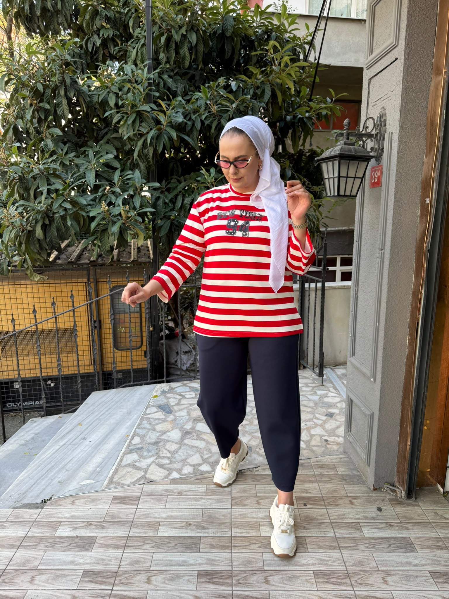 Kalın Çizgili Baskılı Sweat Kırmızı