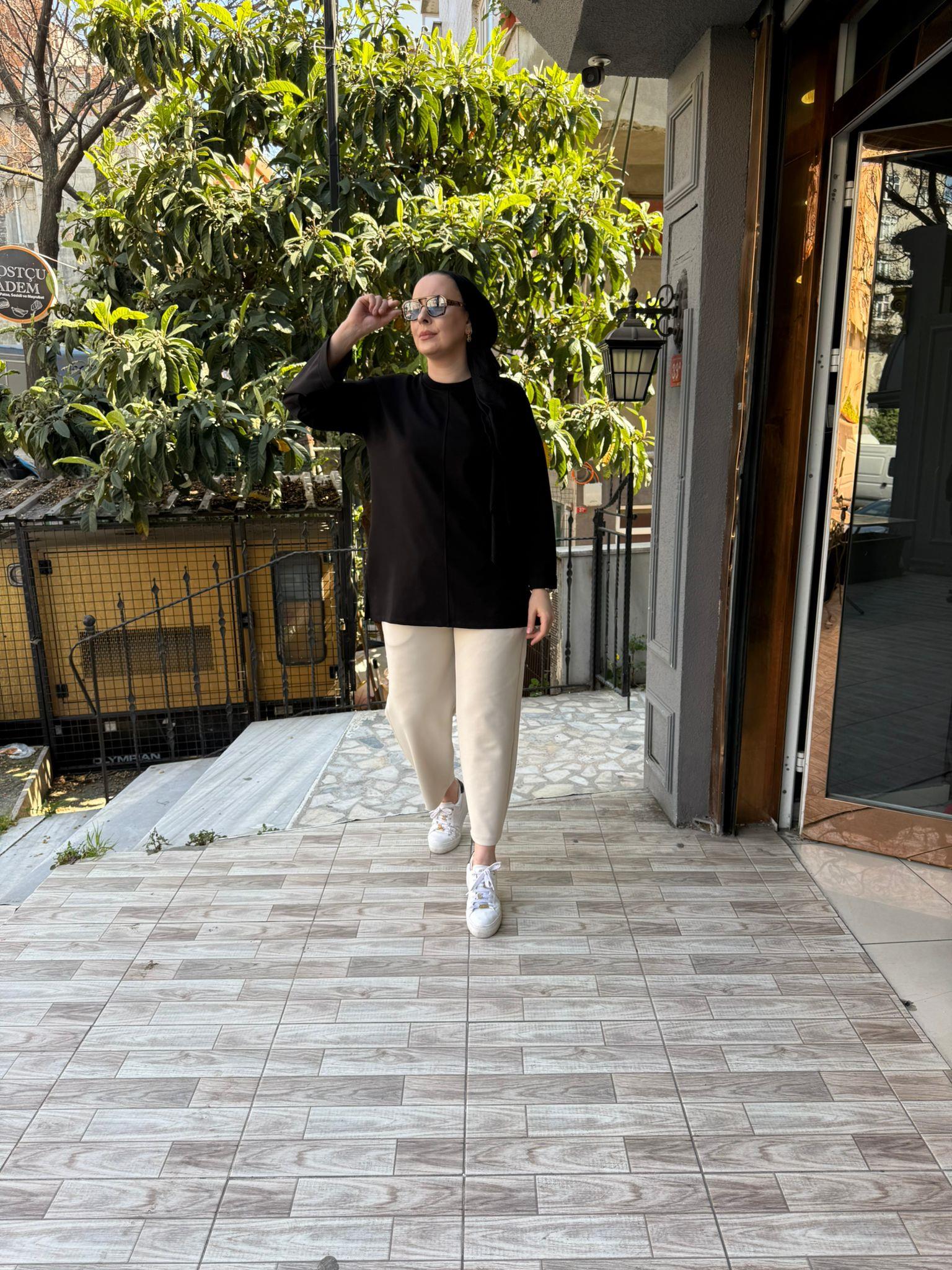 Kol Detaylı Badi Siyah