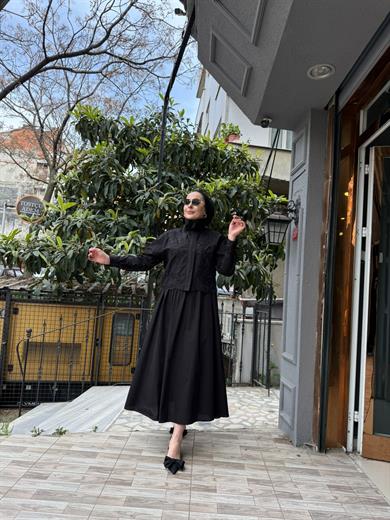 İşlemeli Etekli Takım Siyah