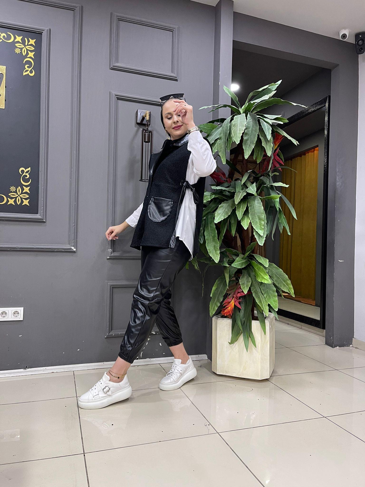 Buklet Süveter Siyah