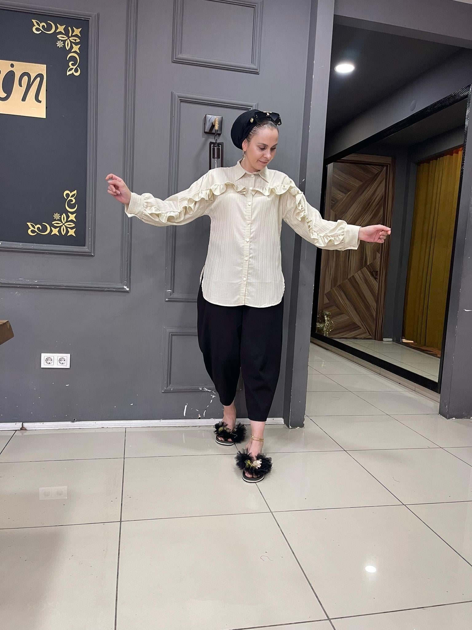 Fırfırlı Gömlek Krem