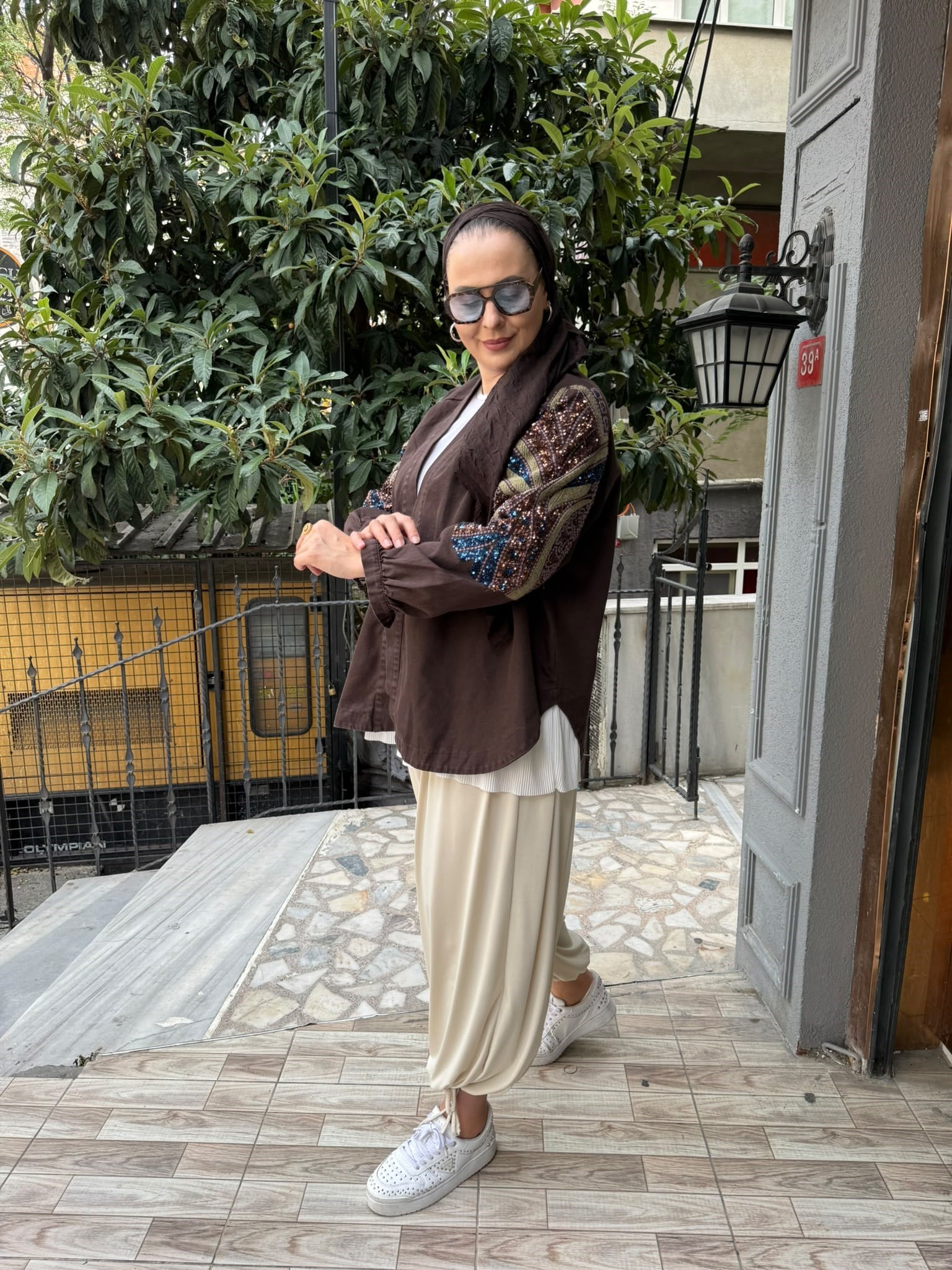 Kot İşlemeli Kaftan Kahve