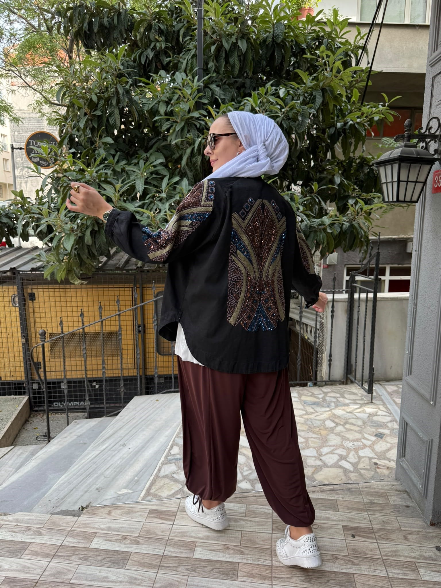 Kot İşlemeli Kaftan Siyah