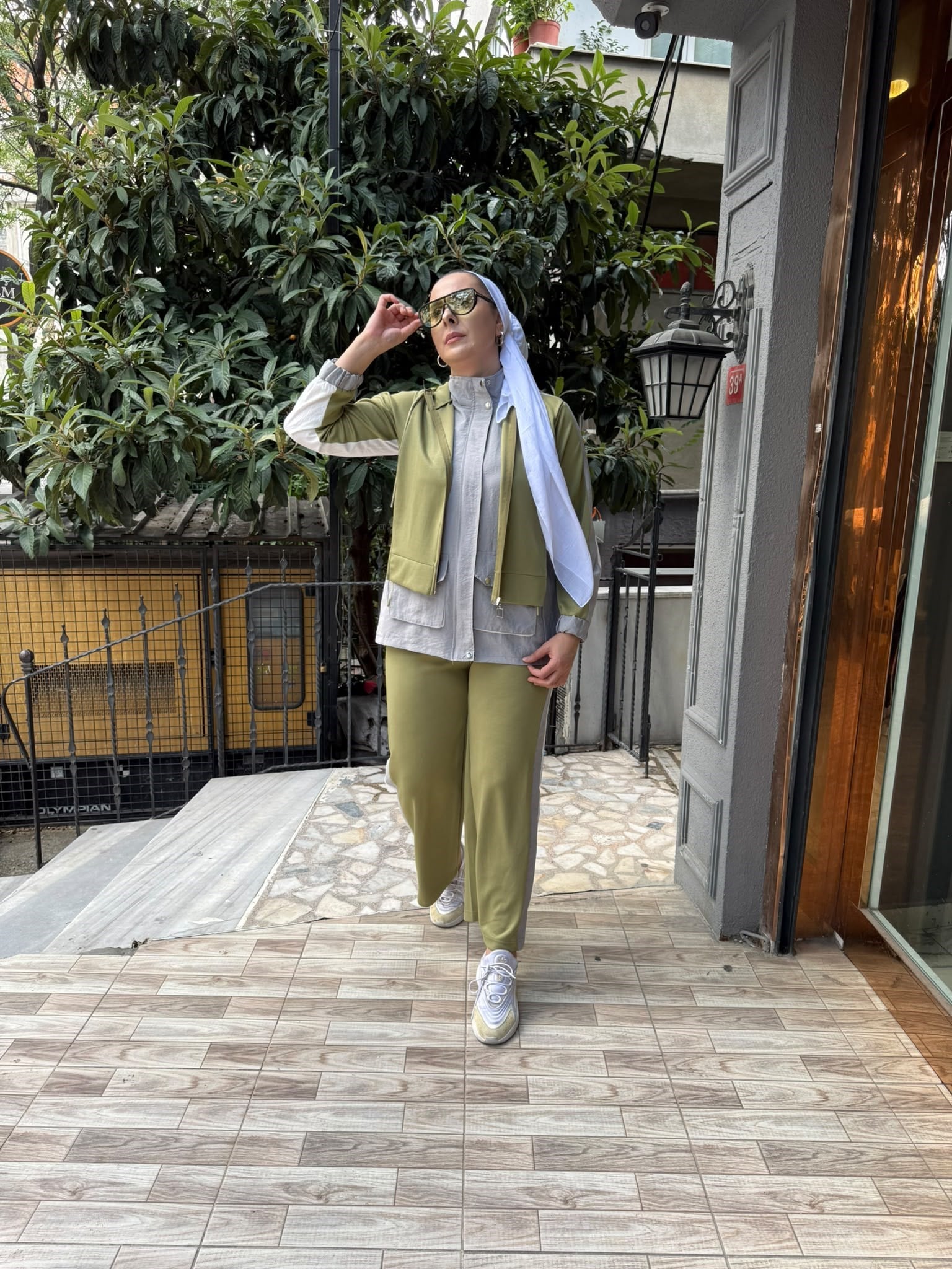 Oysh Paraşüt Hırka Detaylı Takım Yeşil Gri