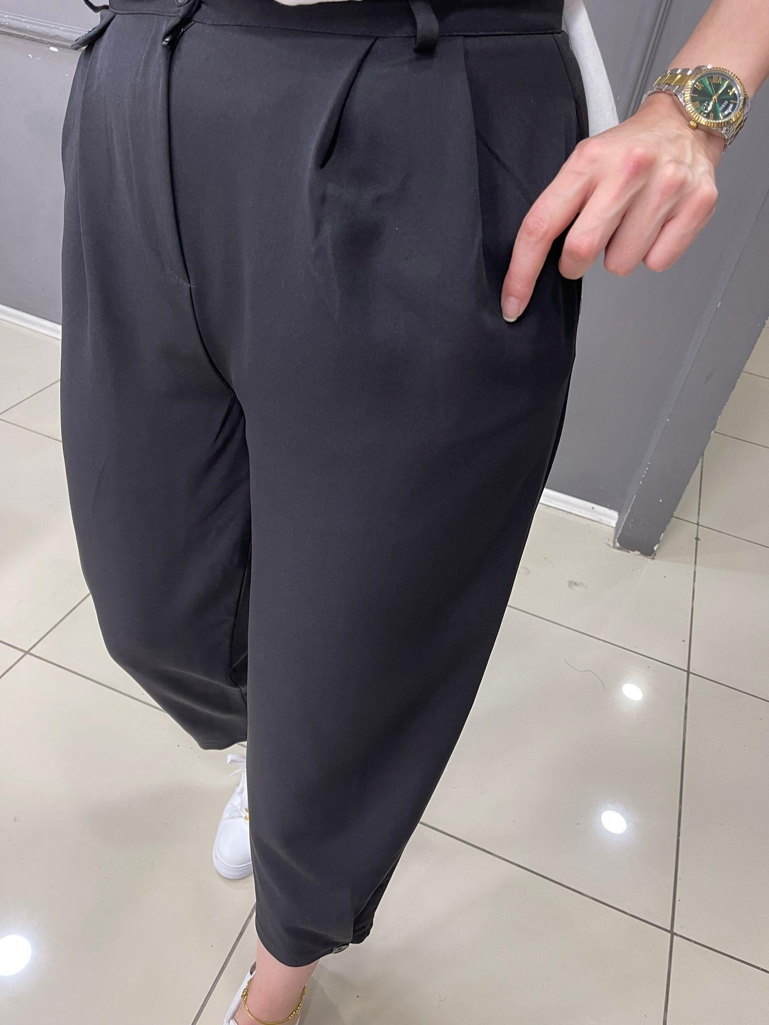 Paça Düğme Detay Şalvar Siyah