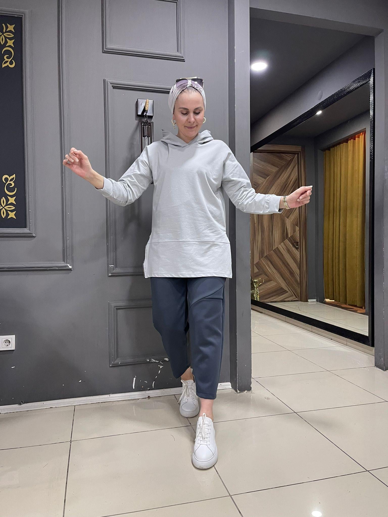 Yan Fermuarlı Kapüşonlu Sweat Gri