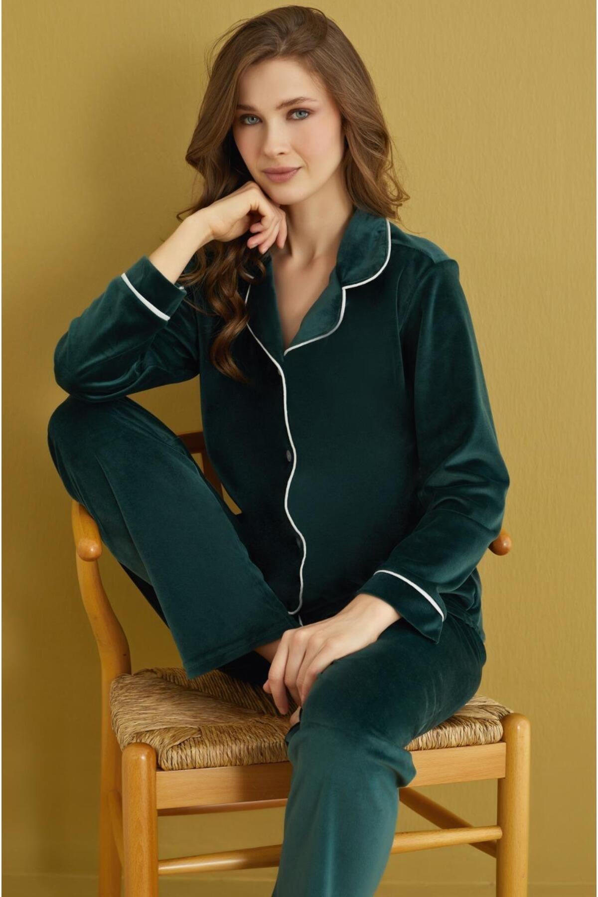 Kadife Düğmeli Pijama Takımı - Siyah ve Zümrüt Yeşil Renk Seçenekleri Çeyizlik
