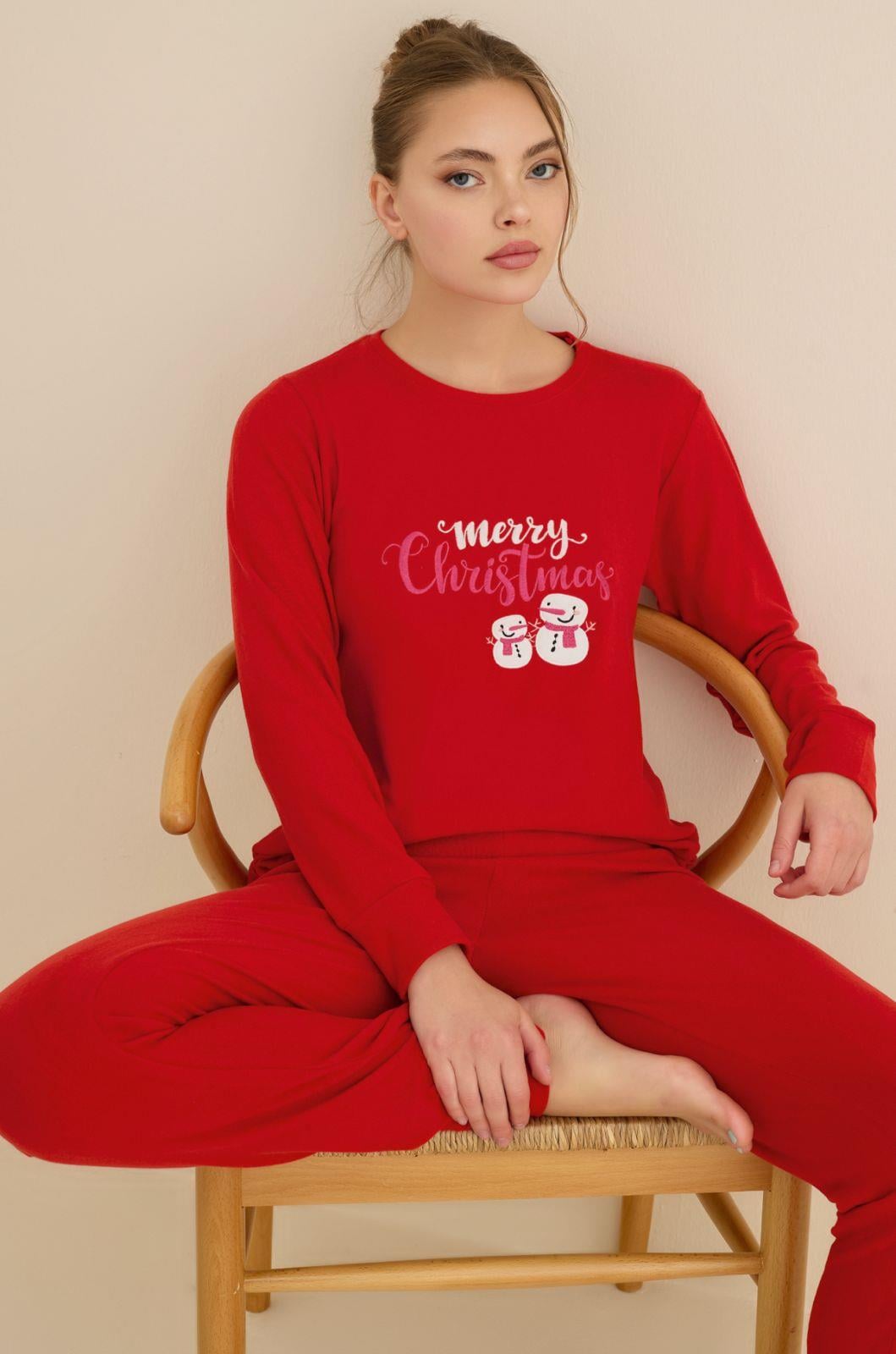 Yılbaşı Özel Kadın Termal Pijama Takımı – Kırmızı Merry Christmas Desenli
