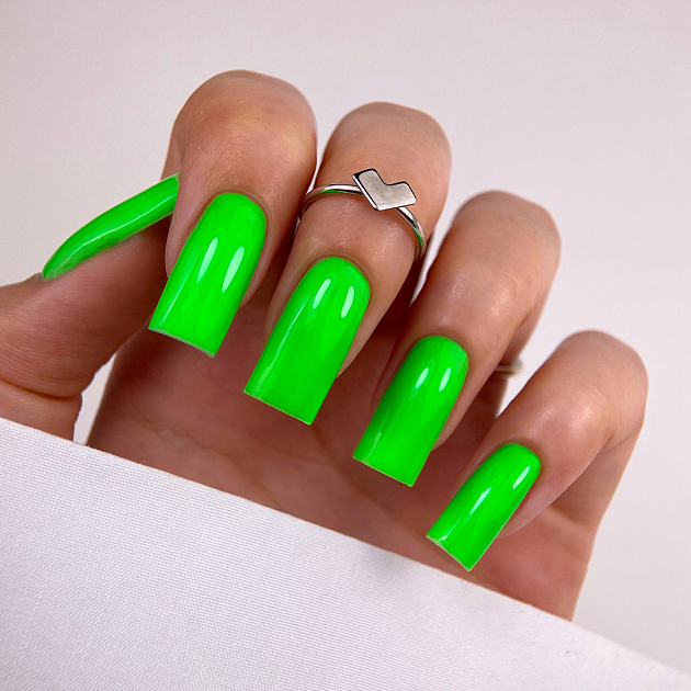 Patrisa Nail Parlak Yeşil Kalıcı Oje №128 – TPO Free – 8 ml