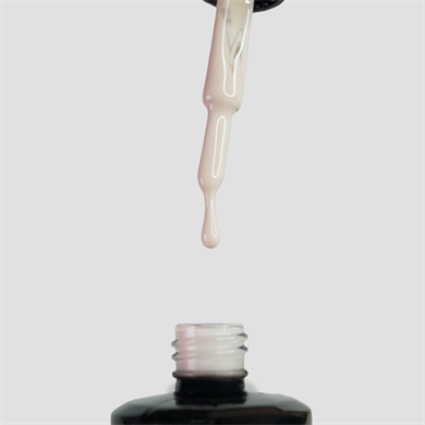 Glamour by Mia 240 Ekru Rengi Kalıcı Oje 15 ml – HEMA Free – TPO Free