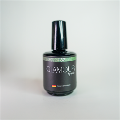 Glamour by Mia 132 Simli Yeşil Rengi Kalıcı Oje 15 ml – HEMA Free – TPO Free