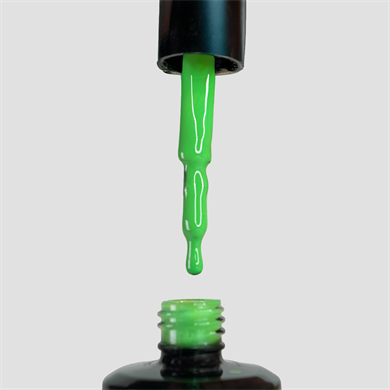 Glamour by Mia 221 Yeşil Rengi Kalıcı Oje 15 ml – HEMA Free – TPO Free