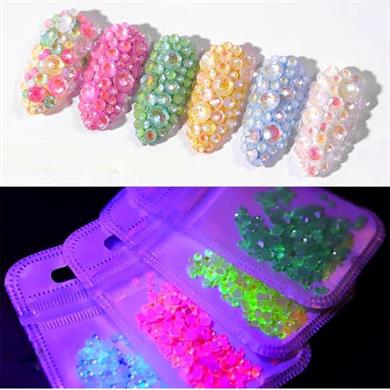 Hacimsel Neon Kristal Taş Beyaz - 3D Parlak Nail Art Tırnak Süsü
