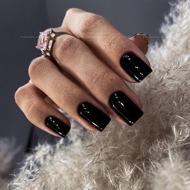 Patrisa Nail Siyah Kalıcı Oje №301 – TPO Free – 8 ml