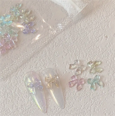 Charm Fiyonk Hologram Yeşil 10lu – 3D Nail Art Metal Süsü