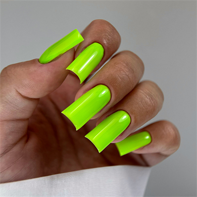 Patrisa Nail Neon Yeşili Kalıcı Oje №565 – TPO Free – 8 ml