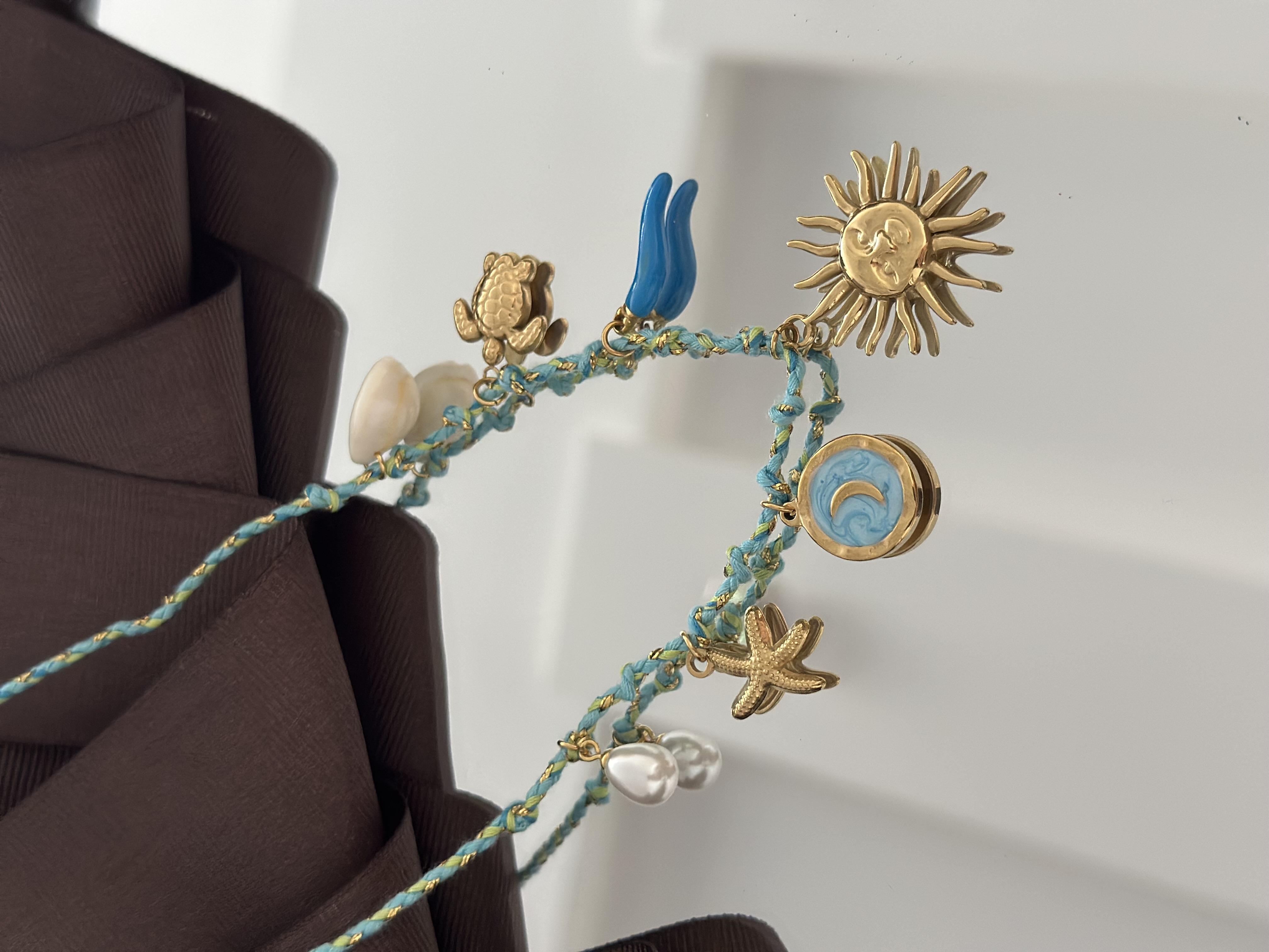Mavi İpli Charm Kolye