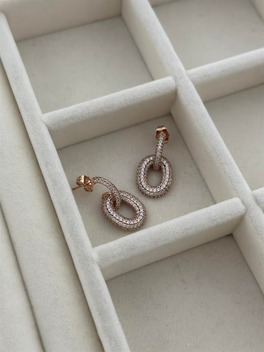 Zirkon Taşlı Sallantılı  Oval Küpe