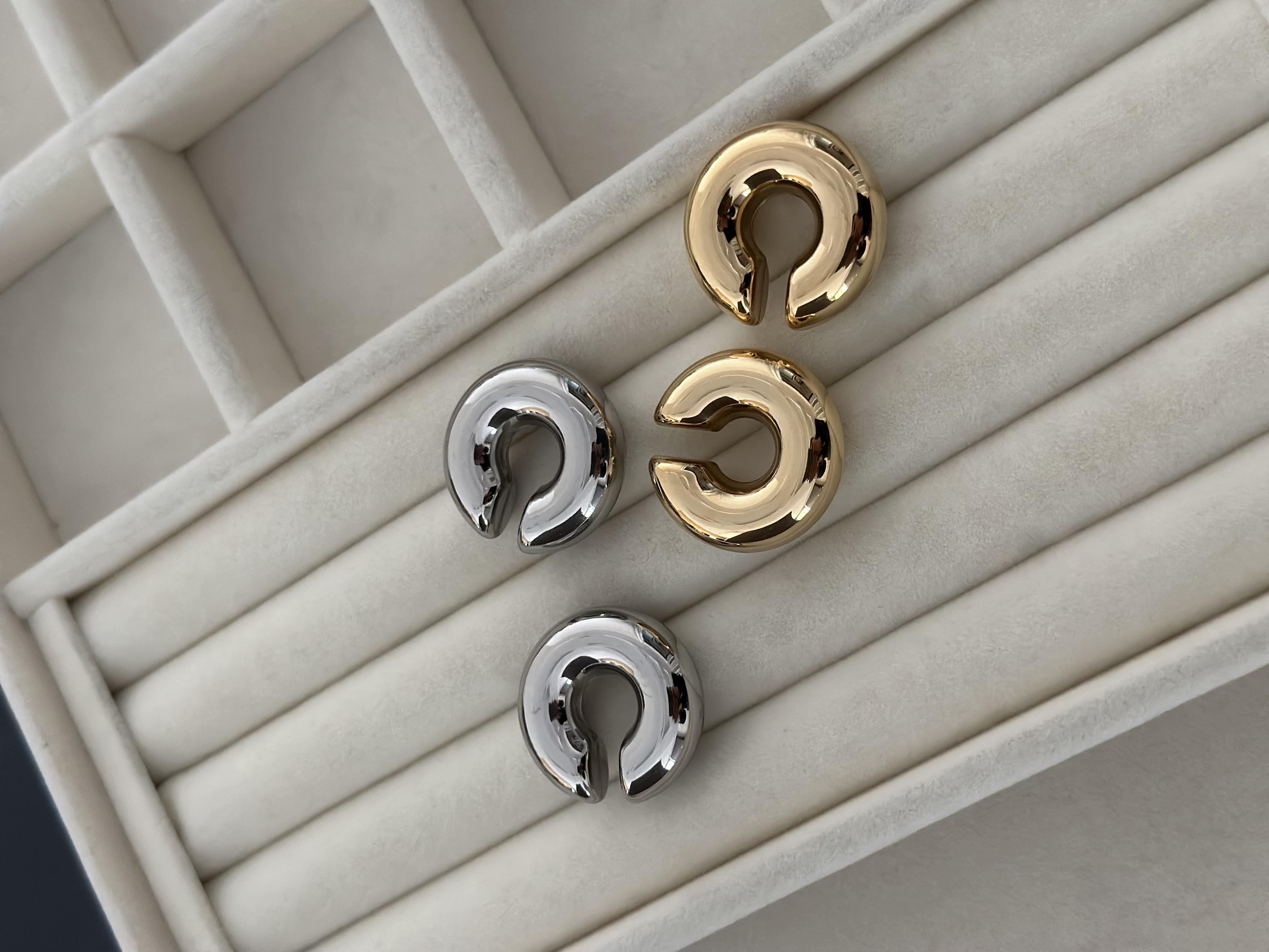 Gold Earcuff
