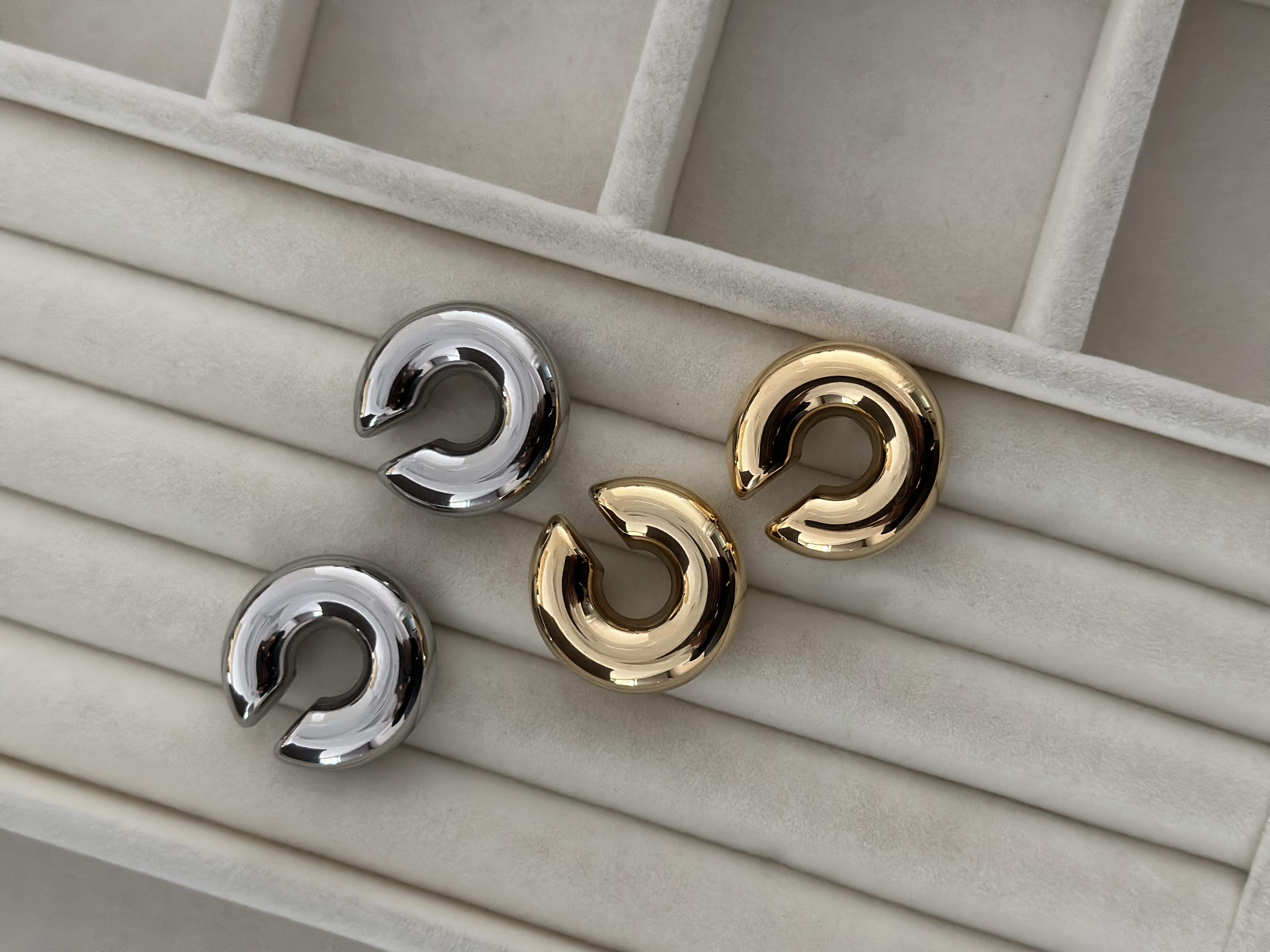 Silver Earcuff