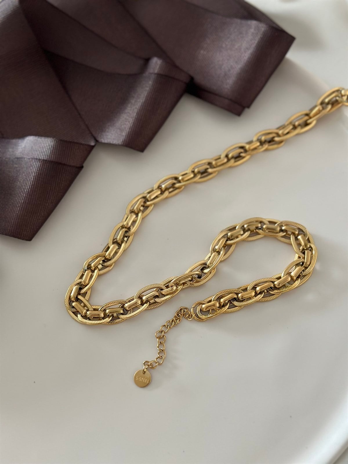 Thick Chain