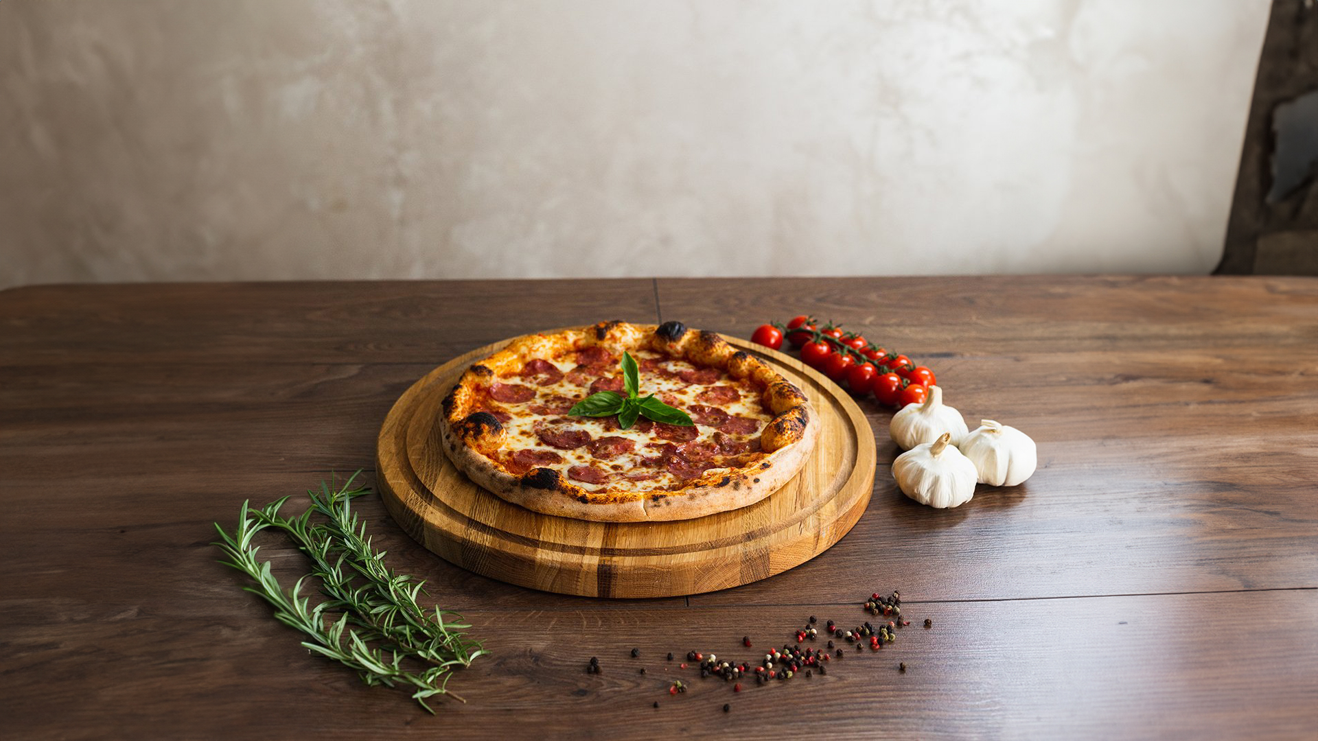 Pizza Tavası İle Çekici Sunumlar!