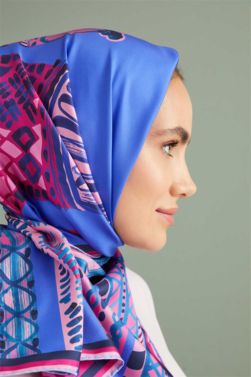 İmannoor 1001 Minare Mavi Tivil İpek Eşarp 90x90