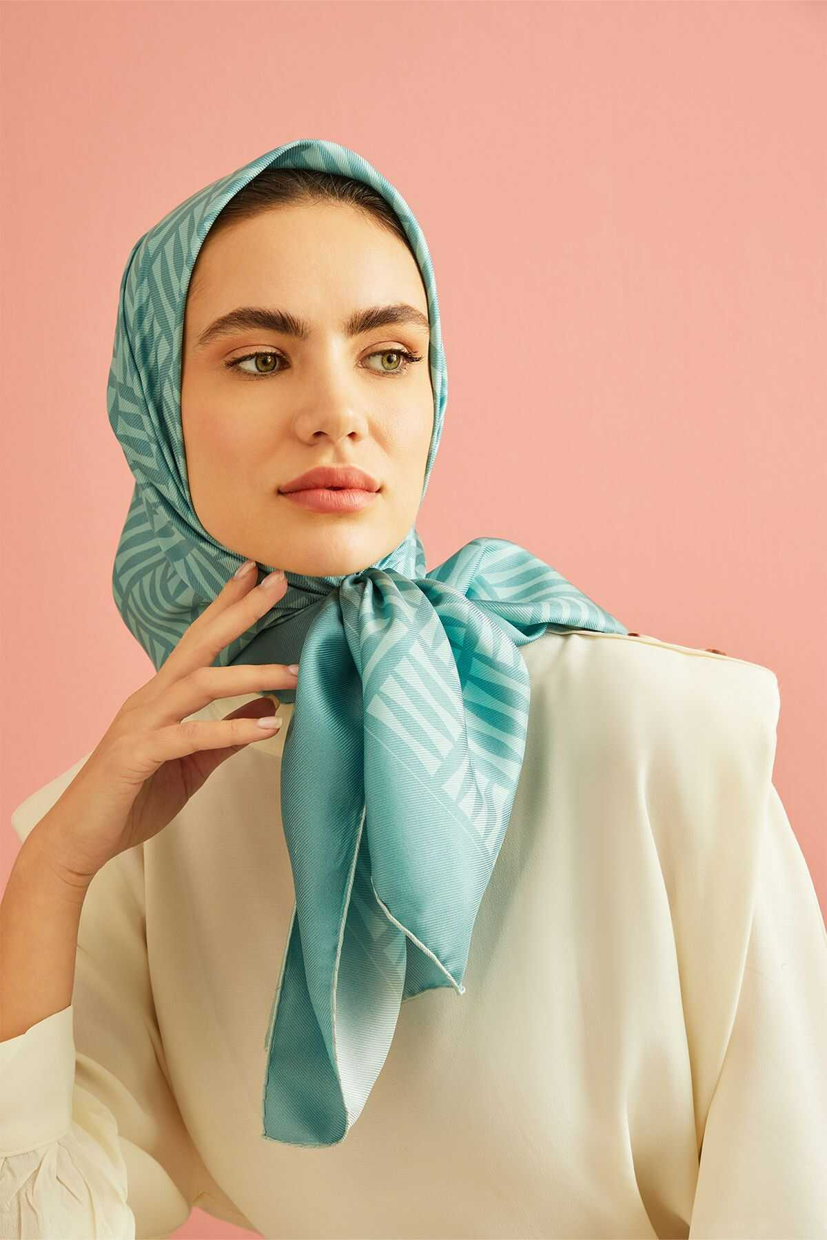 İmannoor Iman Kare Mint Tivil İpek Eşarp 90x90