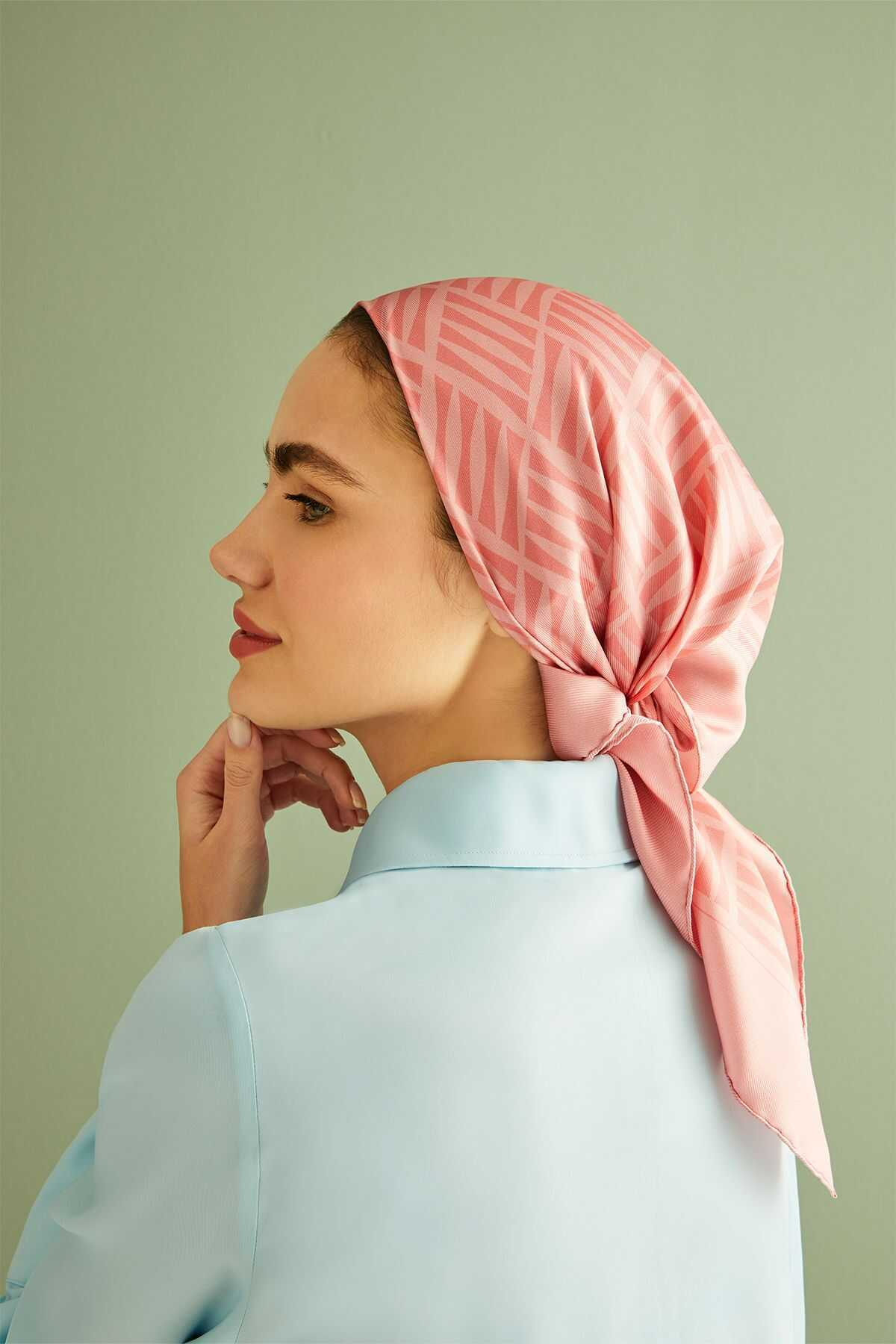 İmannoor Iman Kare Pembe Tivil İpek Eşarp 90x90