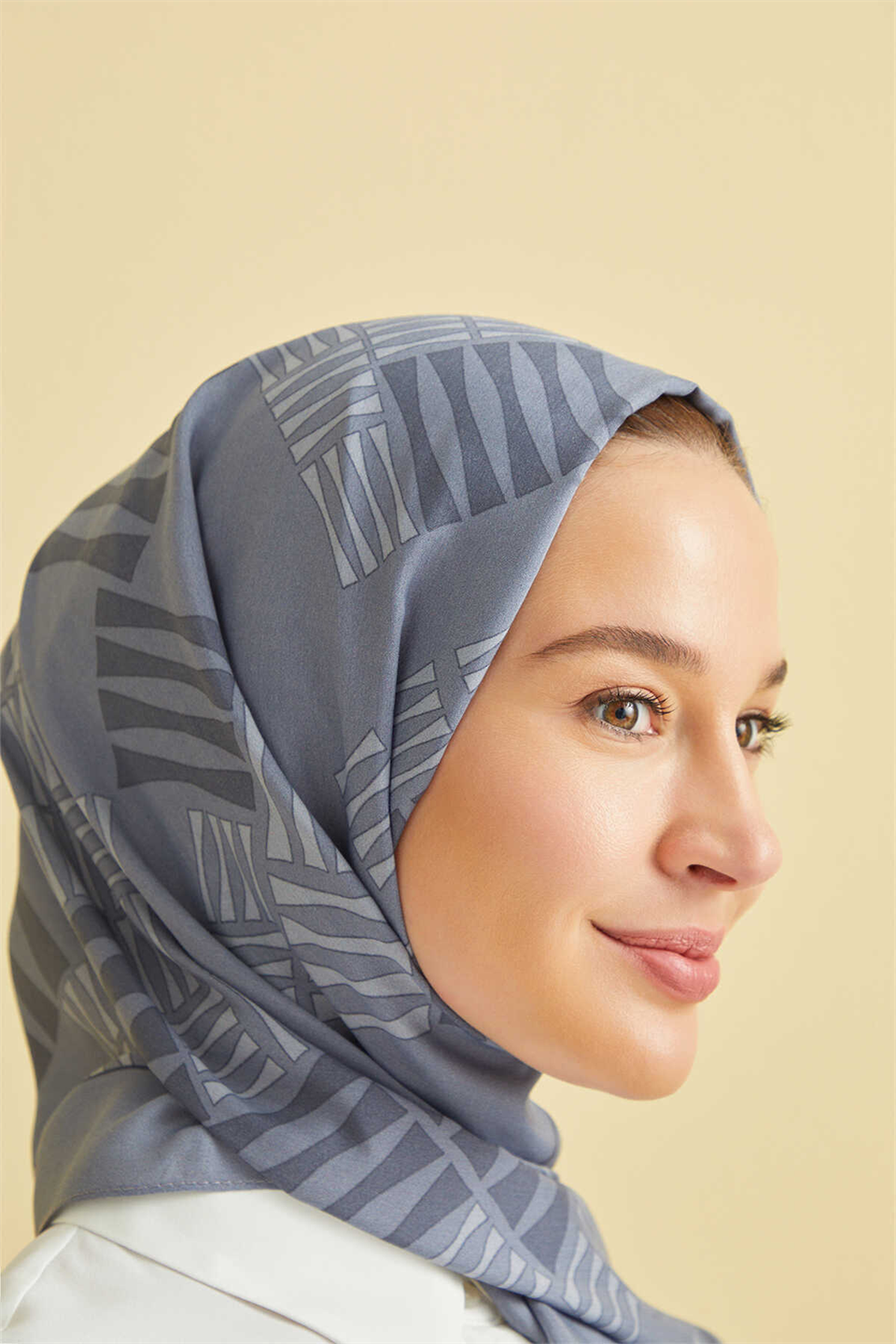 İmannoor Piyano Gri Floş Viskon Şal 70x200
