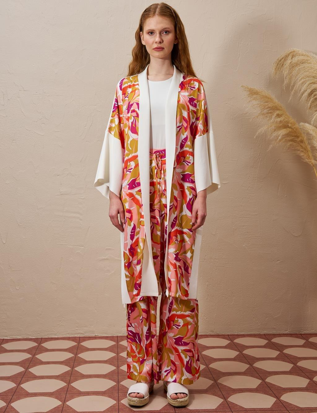 KAYRA KA-B25-TRK10 Floral Desenli Triko Takım - Ekru