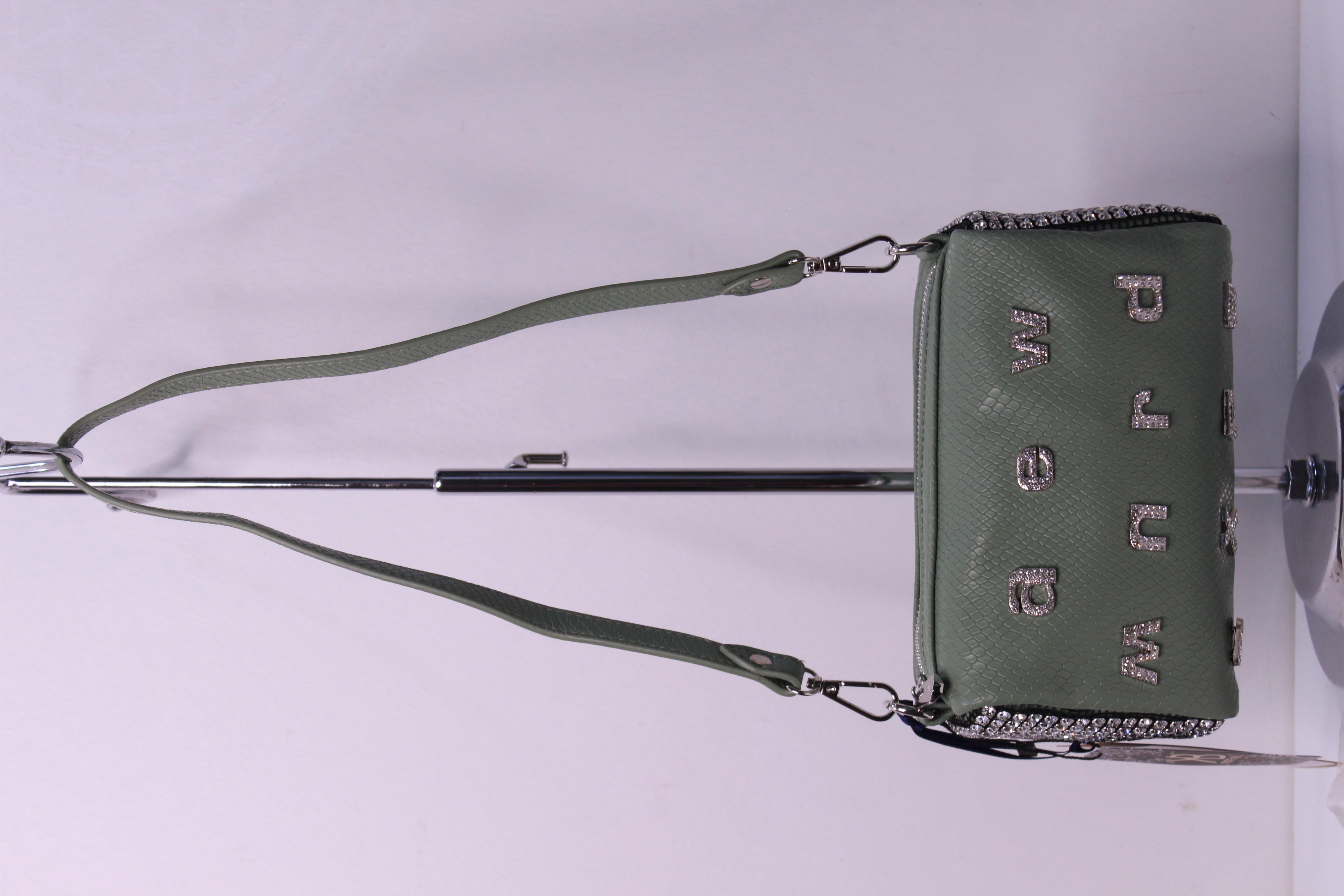 KRISTE BELL - YEŞİL