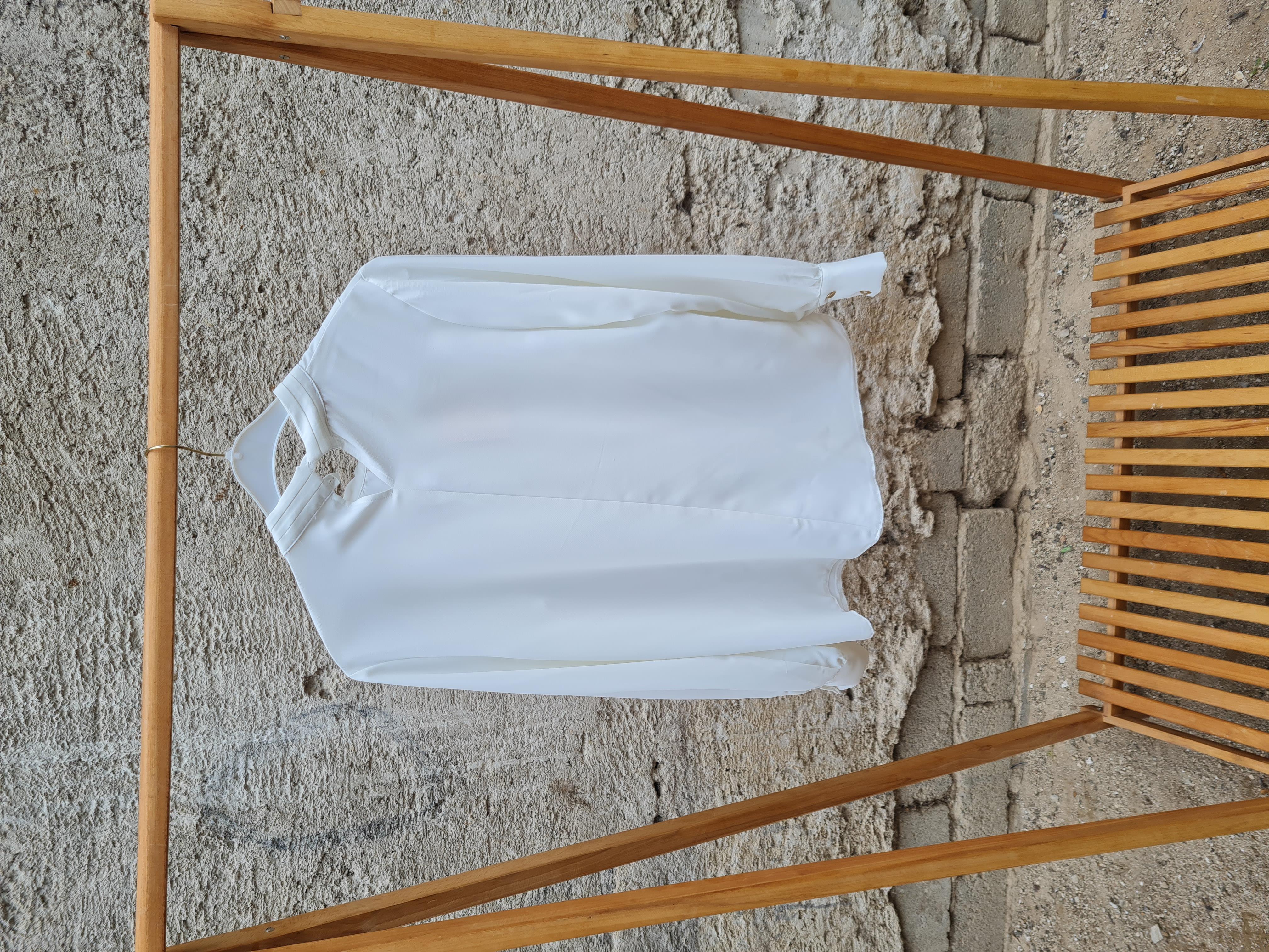 LEVİDOR Düğme Detaylı Manşetli Gömlek - beyaz