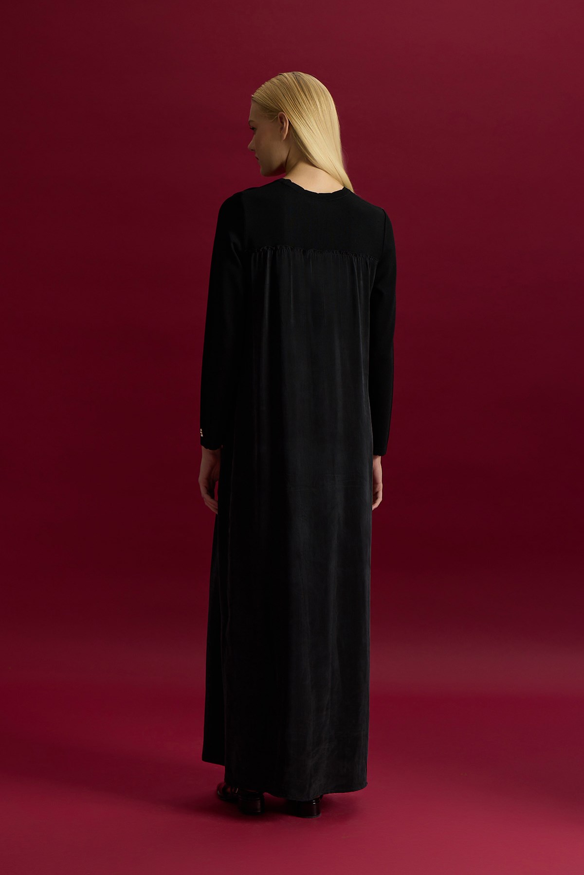 Miss Dalida T26Y-4038 Büzgü Detaylı Triko Cupro Elbise- BLACK